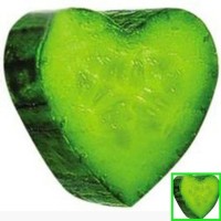 供應心形黃瓜，外觀新穎大受歡迎